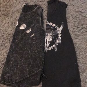 2 tank tops